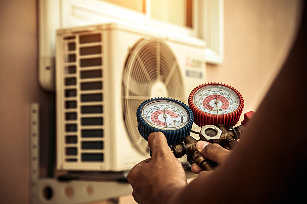 Professional Hvac Maintenance technician working in Mission, SD